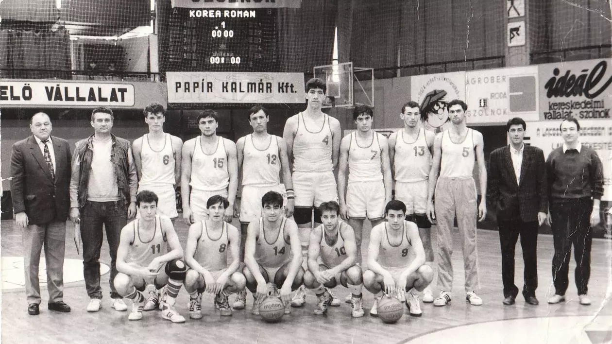 Povestea lui Alexandru Laszlo, sportivul căruia comuniștii i-au confiscat numele. A fost în cea mai valoroasă generație din istoria baschetului românesc