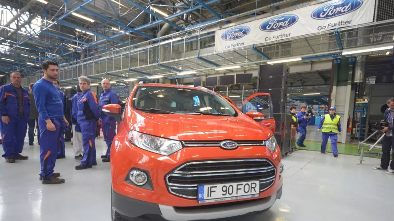 Uzina Ford Craiova trimite 6.000 de oameni în șomaj tehnic