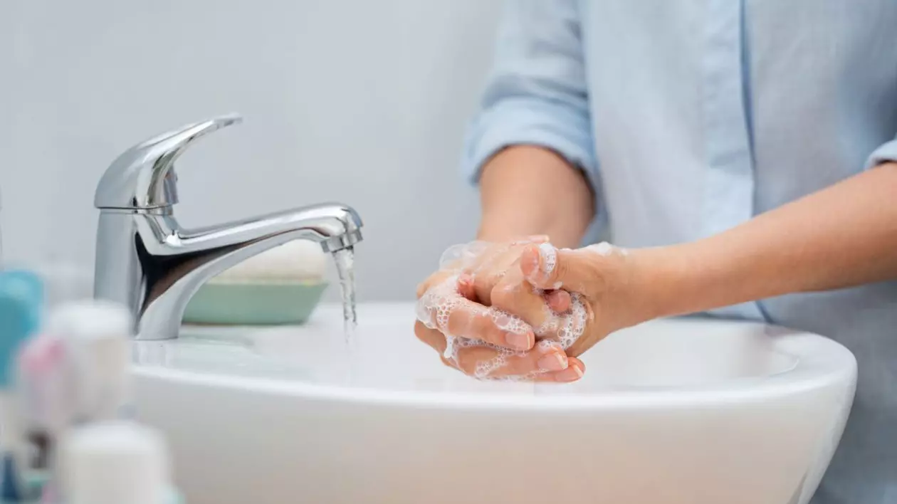 De ce săpunul omoară coronavirusul. Ce călcâi al lui Ahile are COVID-19