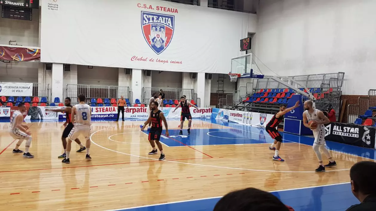 Dinamo a învins Steaua în derby-ul campionatului de baschet masculin. Meciul s-a disputat fără spectatori din cauza coronavirusului