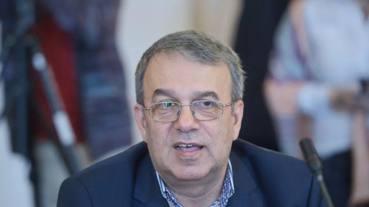 VIDEO Senatorul Vergil Chițac, 57 de ani, a fost confirmat cu coronavirus. A participat luni la ședințele de plen!
