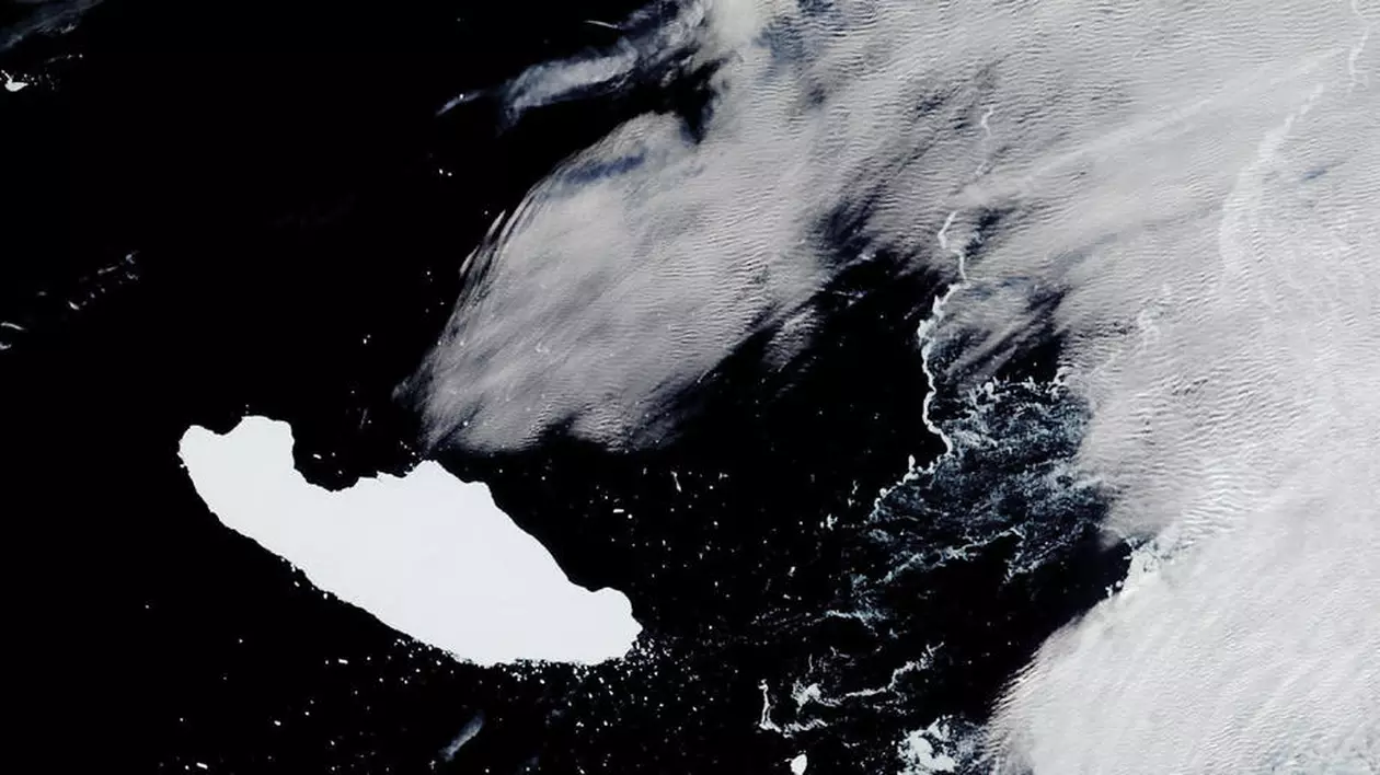 Antarctica A-68: Cel mai mare aisberg din lume este pe cale să se rupă în zeci de bucăți