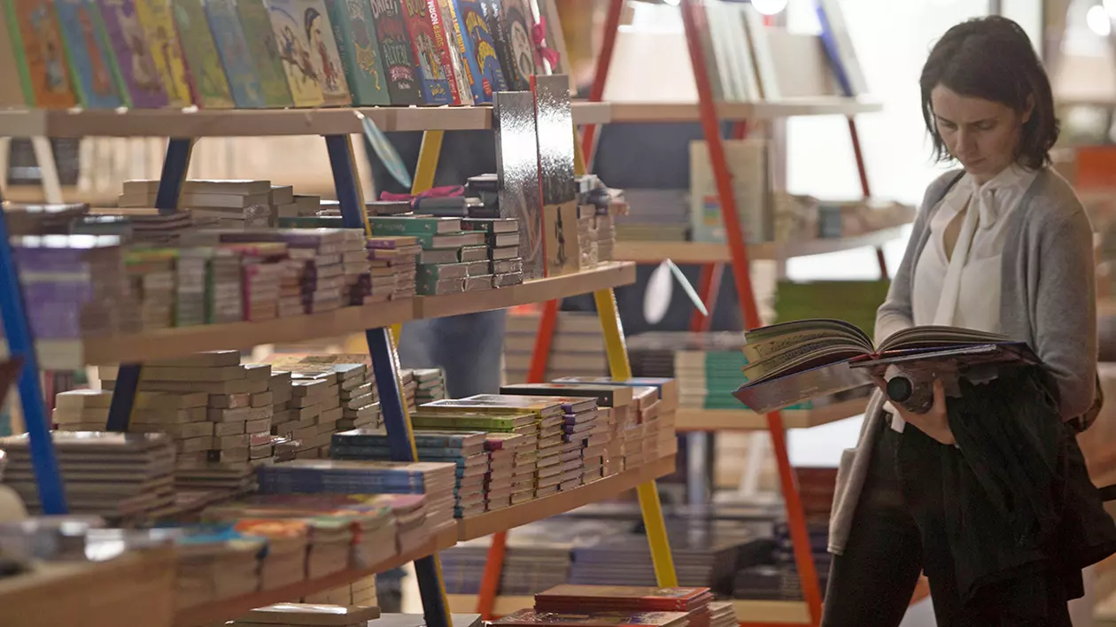 Cartea în pandemie. Cum să-ți priască lectura când știi că mai ai 150 de lei pe card?