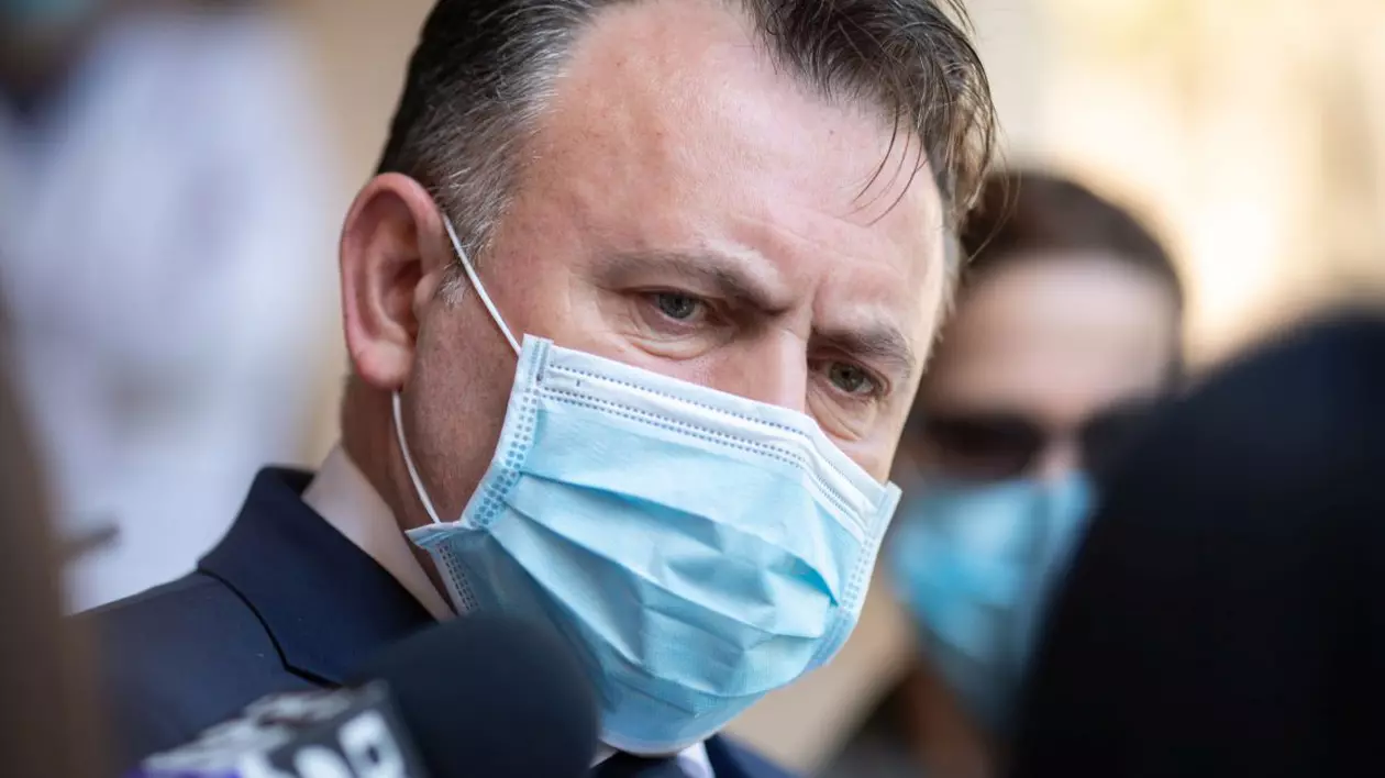 Ministrul Tătaru: ”Nu am luat o decizie legată de școli, suntem atenți, am discutat cu autoritățile din Franța și primele semne după redeschidere nu sunt încurajatoare”