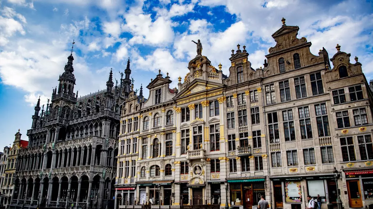 Grand Place, din Bruxelles, aproape părăsită în mijlocul pandemiei FOTO: Hepta