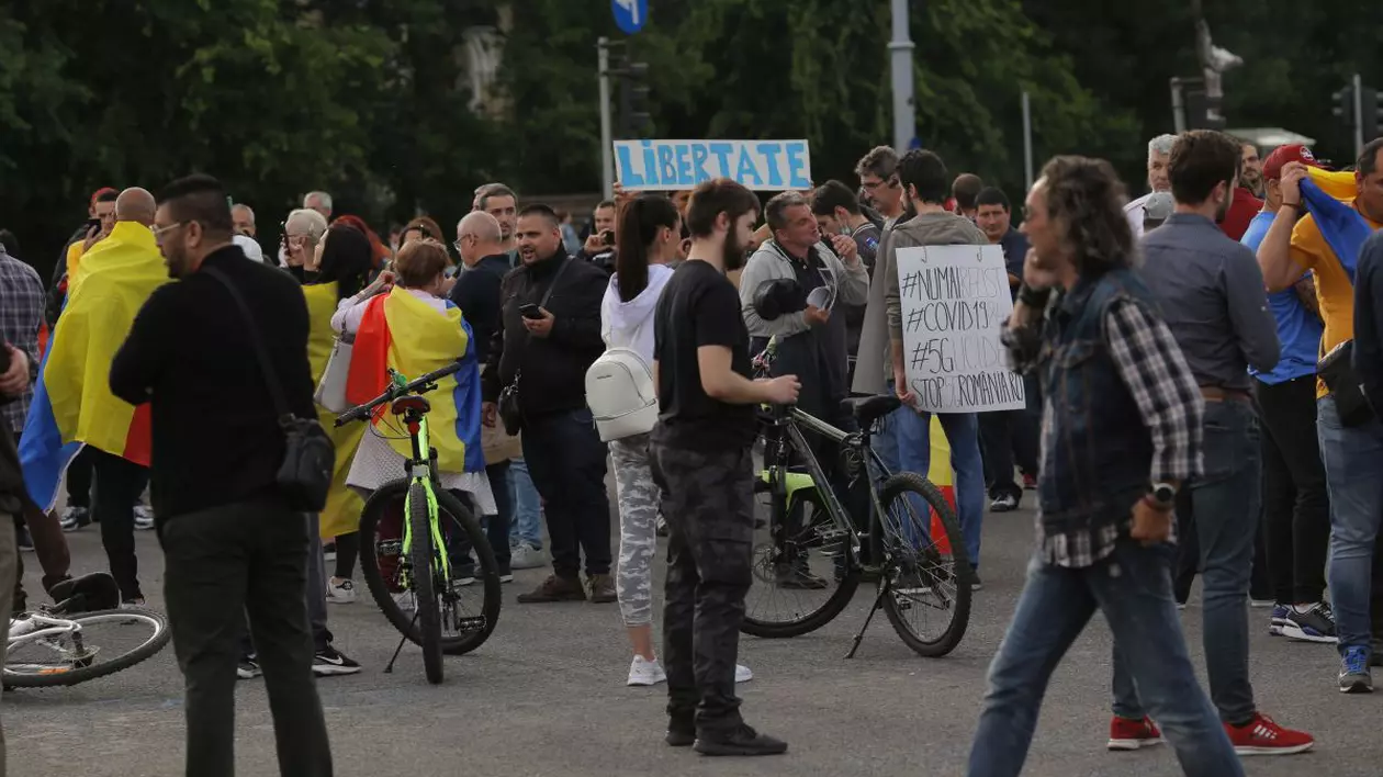 Protest în Piața Victoriei (FOTO: Vlad Chirea / Libertatea)