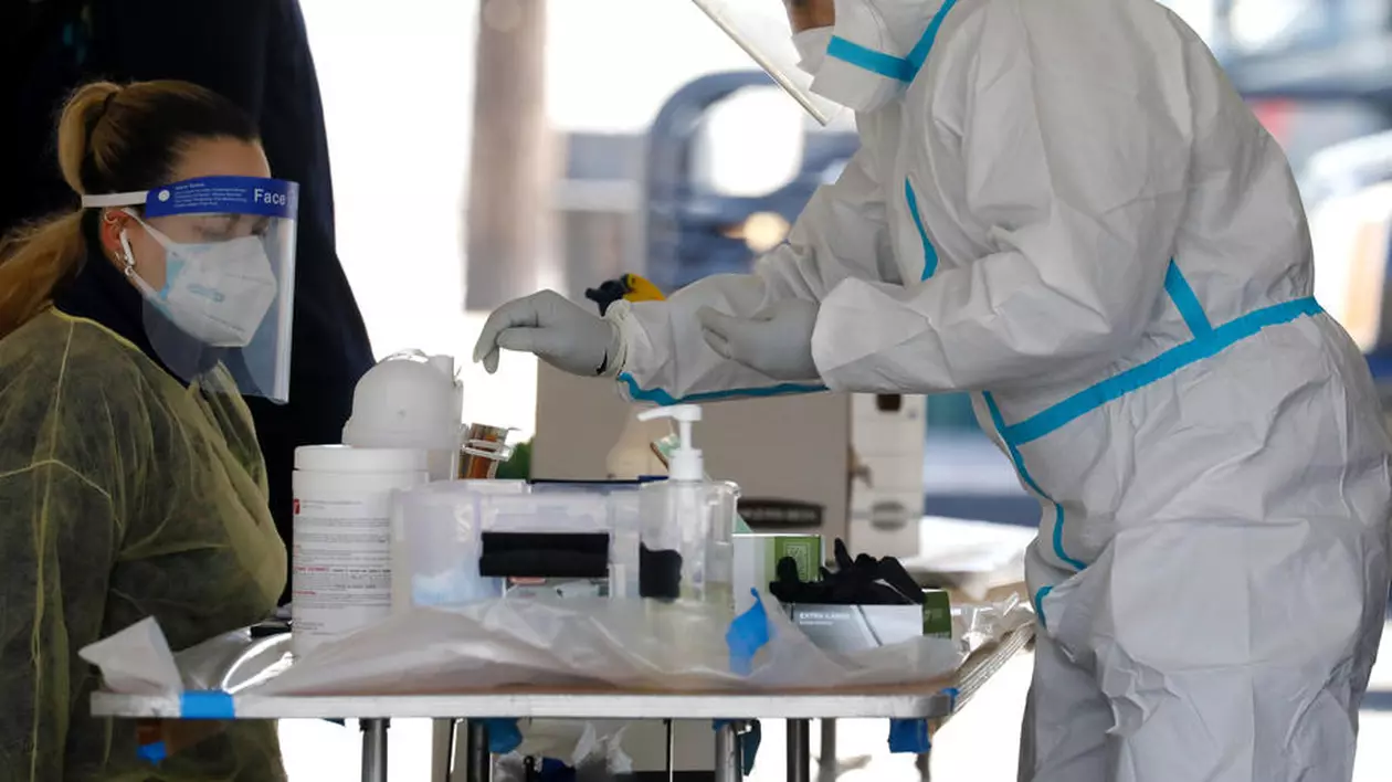 Pacienții oncologici din Reșița, trimiși să se testeze de COVID în privat