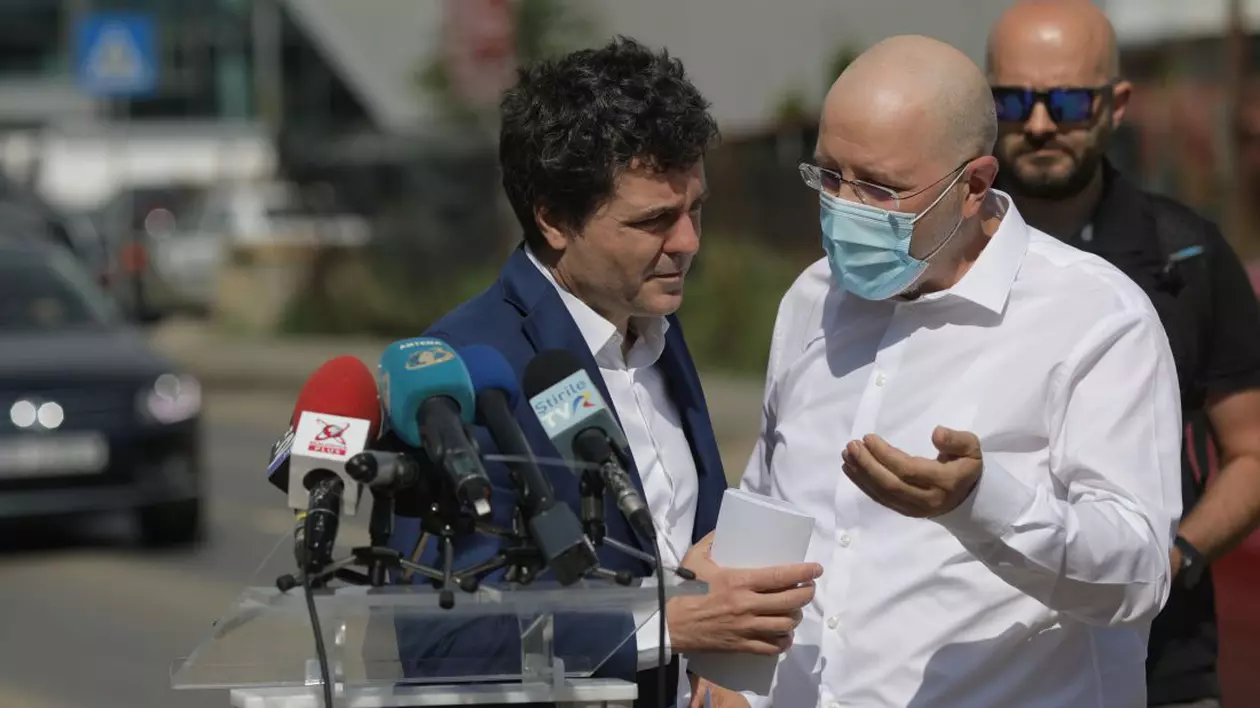 Ședința CGMB pentru alegerea viceprimarilor Capitalei, suspendată o oră după un scandal provocat de consilierii PSD