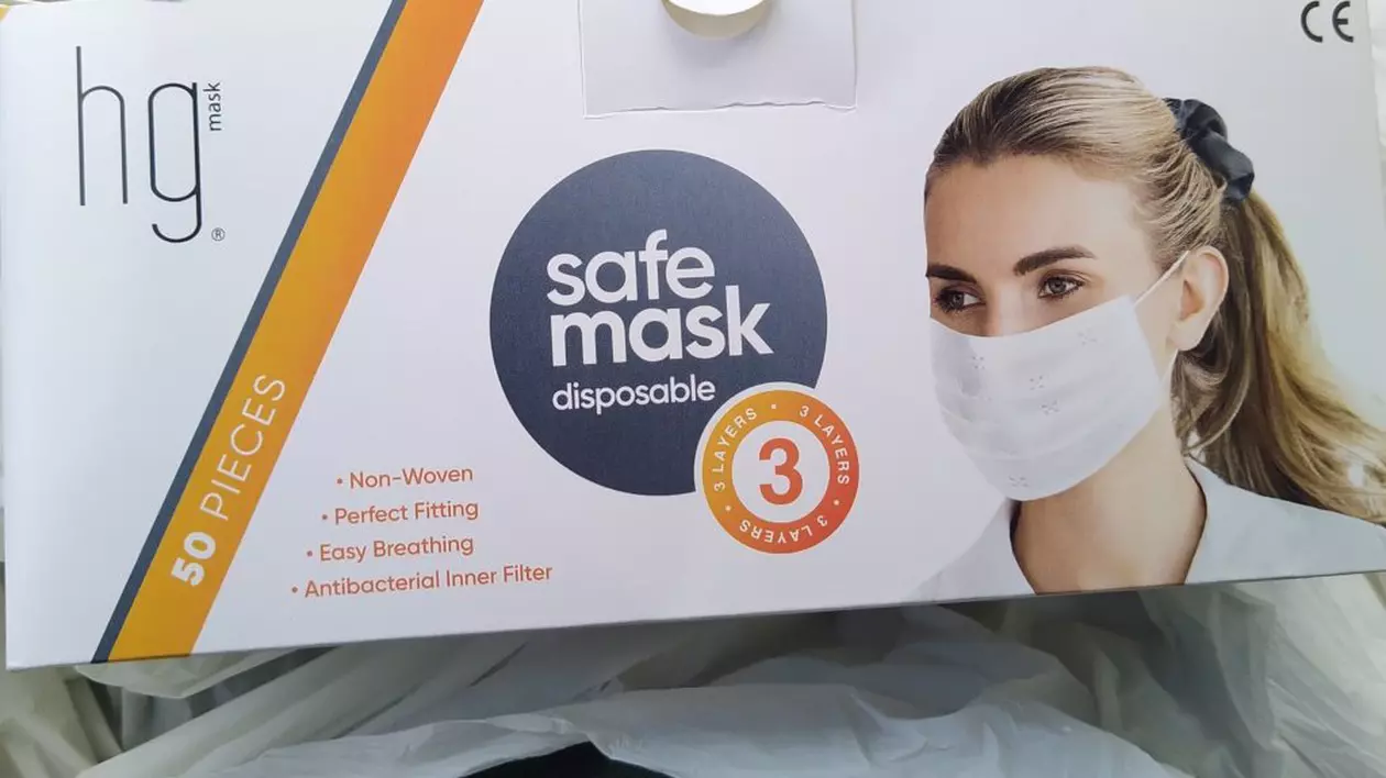 Rise Project a testat măștile de la Unifarm. Medic: “Sunt niște jafuri. Nu există trei straturi, cum ar fi normal”