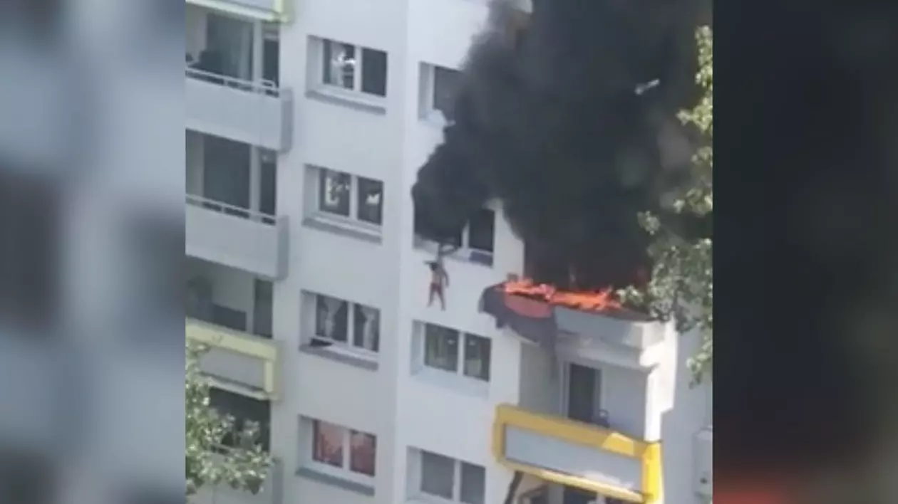 VIDEO | Salvare dramatică în Franța. Momentul în care doi băieți au sărit de la etajul 3 să scape de un incendiu și au fost prinși de trecători