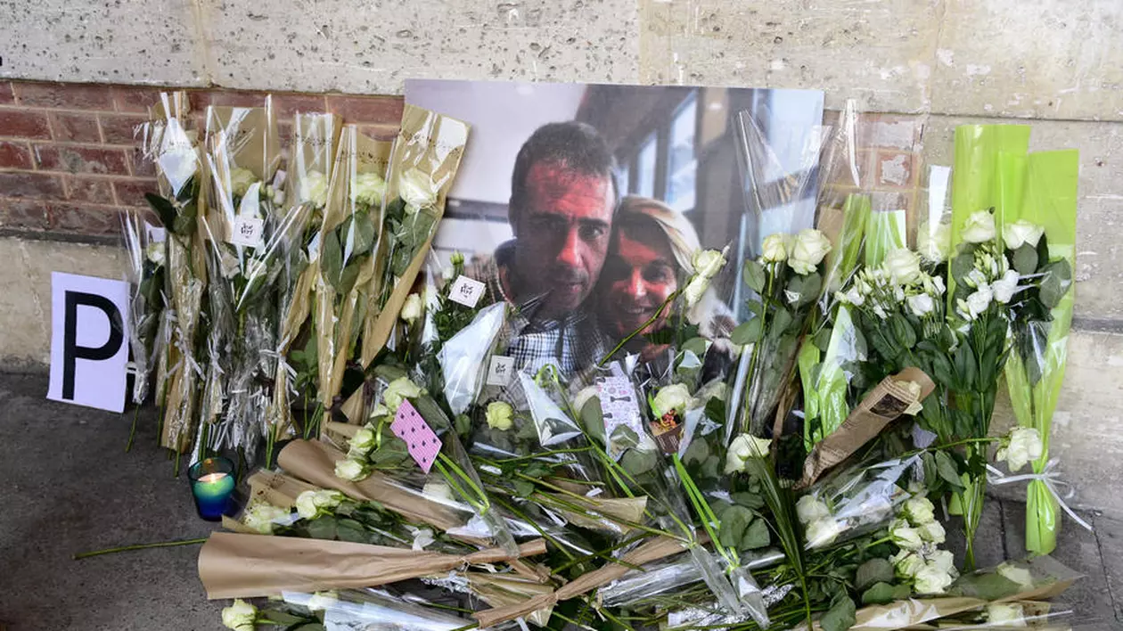 Cazul care a șocat Franța: un șofer de autobuz a fost ucis în bătaie de mai mulți pasageri cărora le-a cerut să poarte mască de protecție