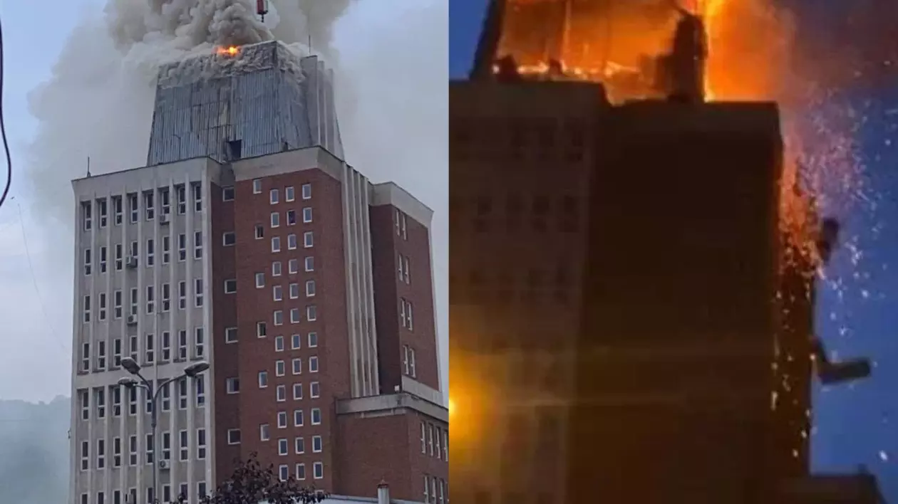 VIDEO | Incendiu uriaș în Reșița, la clădirea Primăriei, Consiliului Județean și Prefecturii. Pompierii au stins focul după două ore