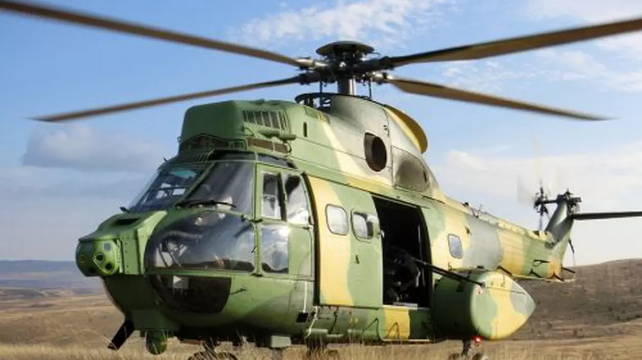 Un elicopter al Forțelor Aeriene Române a fost avariat în Mali, în timpul unei furtuni