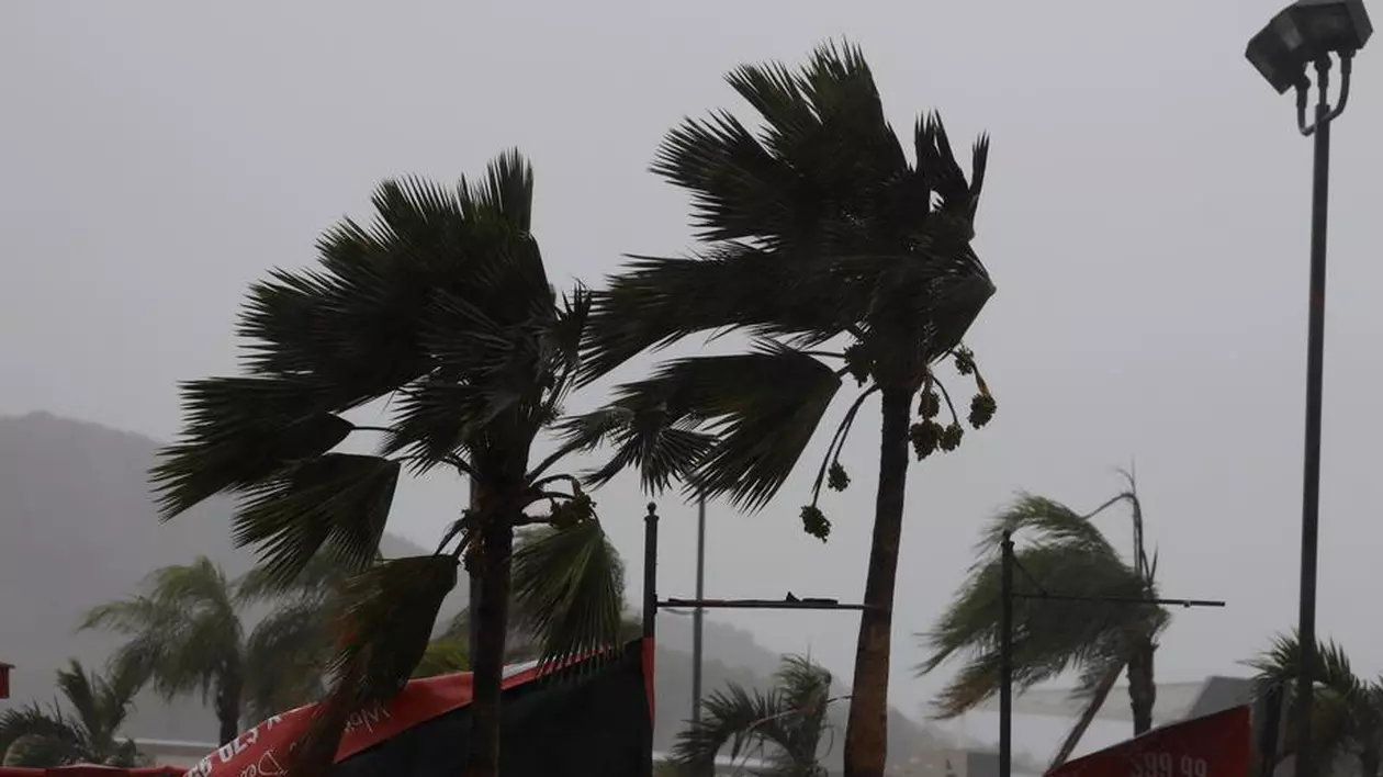 Haiti a activat vineri un cod portocaliu de alertă înainte de sosirea furtunii tropicale Laura FOTO: EPA-EFE/Thais Llorca