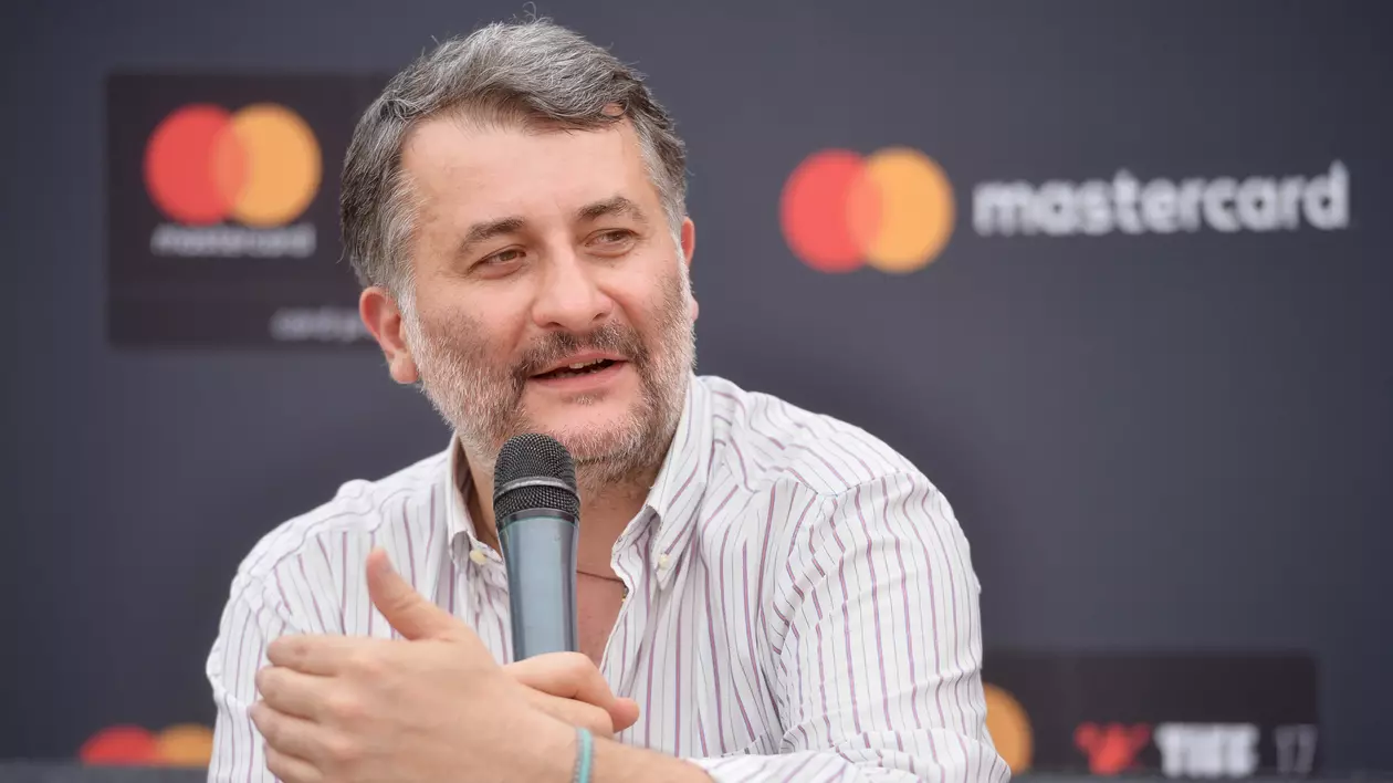 Cristi Puiu, reacția la adresa lui CTP: ”Îmi era milă de el. Săracul om, să ajungă el să mă scuipe, e chiar grav”