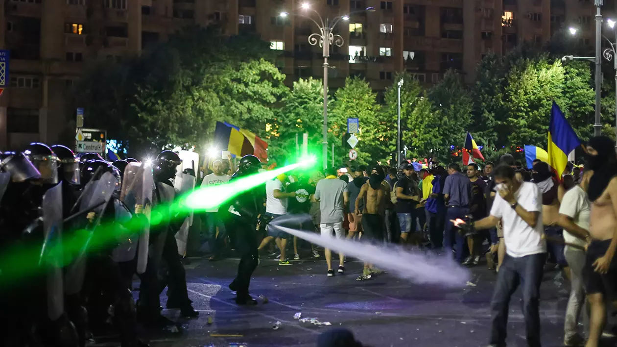 Linșaj public între procurorii din dosarul 10 august: “Sunt slujitori ai unor structuri externe. A executat niște ordine”