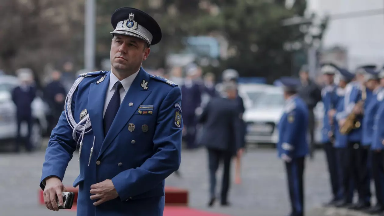 Șeful Jandarmeriei Române și alți 2 foști comandanți, acuzați oficial de DNA pentru fapte de corupție