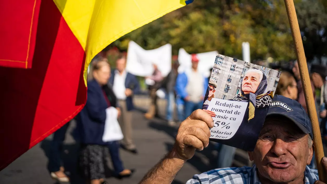 Ce se întâmplă cu pensiile calculate în minus. Anunțul ministrului Muncii