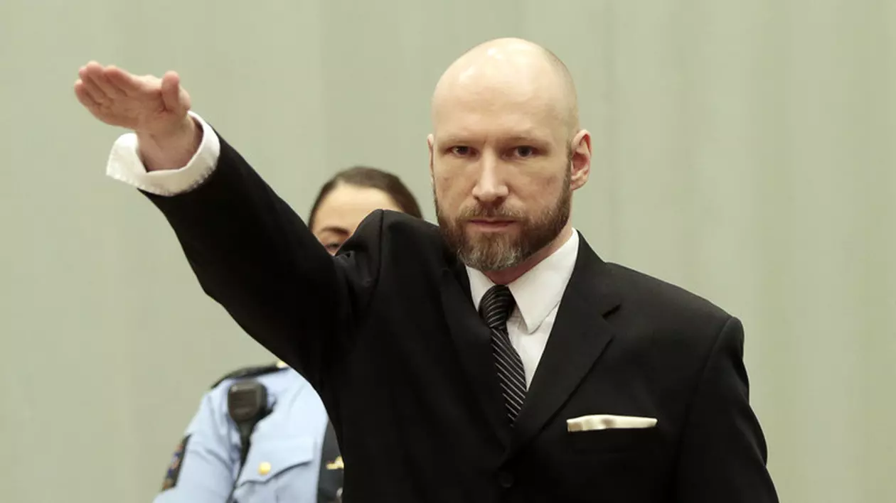 Extremistul norvegian Anders Breivik, care a ucis 77 de persoane în 2011, a cerut eliberarea condiționată