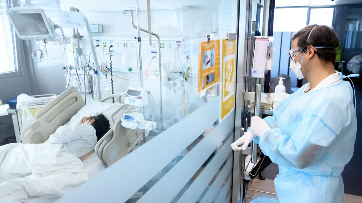 SUA au depăşit 200.000 de decese cauzate de coronavirus. Avertismentul specialiștilor