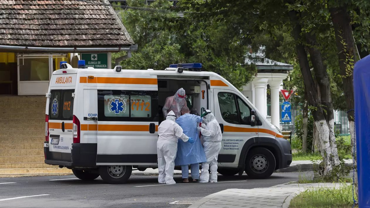 Anchetă la un spital din Galați, după ce un bătrân cu Alzheimer a fost lăsat să plece acasă. Pacientul a rătăcit opt ore prin frig