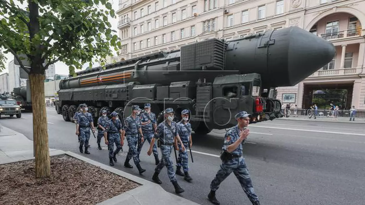 Acord „de principiu” între Statele unite și Rusia pentru dezarmare nucleară