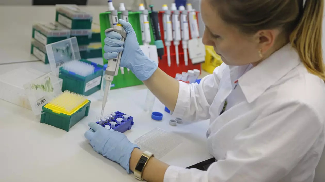 Pfizer lucrează deja la o nouă versiune a vaccinului anti-COVID. Varianta pulbere nu va necesita păstrarea la temperaturi foarte joase și ar urma să fie gata anul viitor