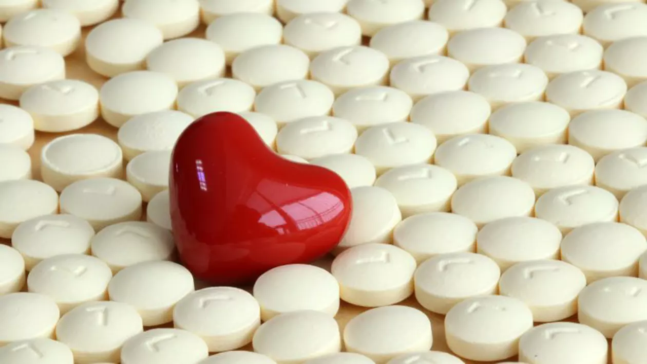 Un student elvețian a cumpărat ilegal atât de multă Viagra, încât îi ajungea 27 de ani, dacă lua o pastilă zilnic. Cum a fost pedepsit