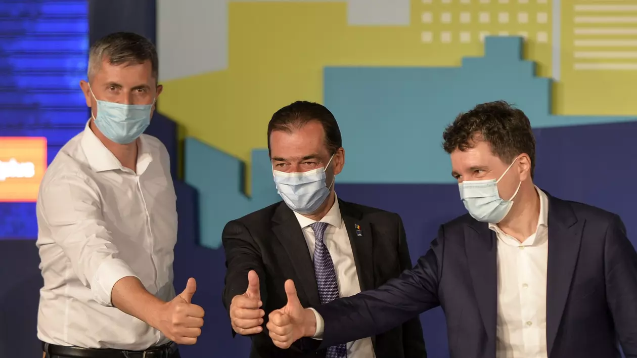 Bătălie între PNL și USR - PLUS pe Nicușor Dan pentru campania de alegeri parlamentare. Primarul preferă PNL