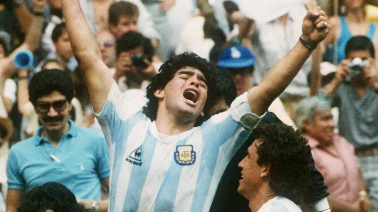 VIDEO | Peter Shilton: ”Viaţa mea a fost mult timp legată de cea a lui Diego Maradona şi nu aşa cum mi-aş fi dorit”