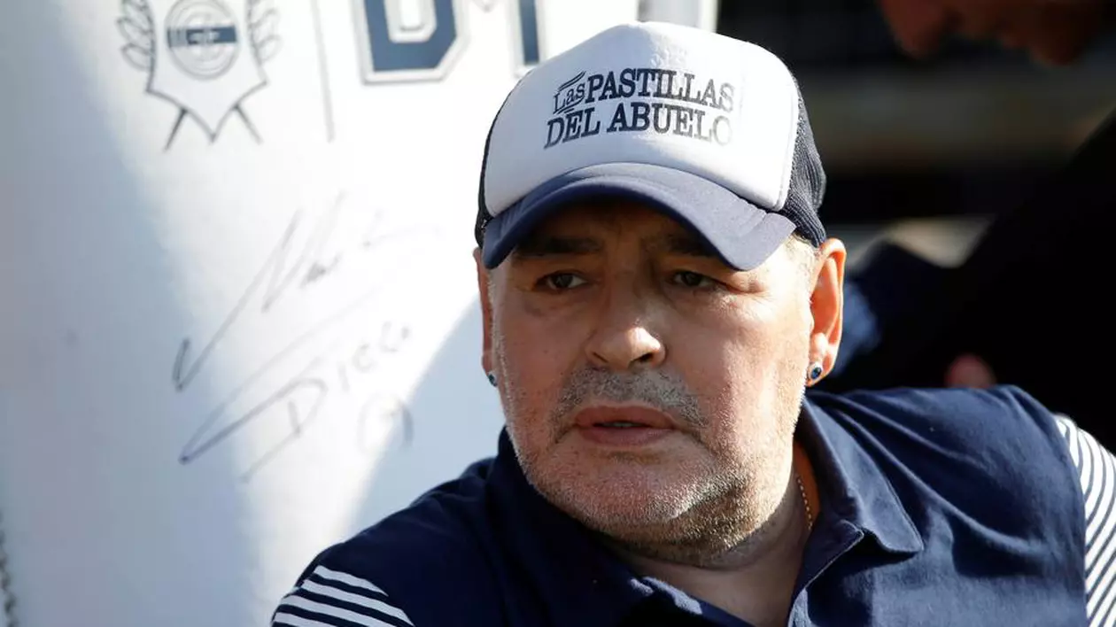 Diego Maradona va fi operat pe creier. ”Este lucid, înțelege tot și este de acord cu intervenția chirurgicală”