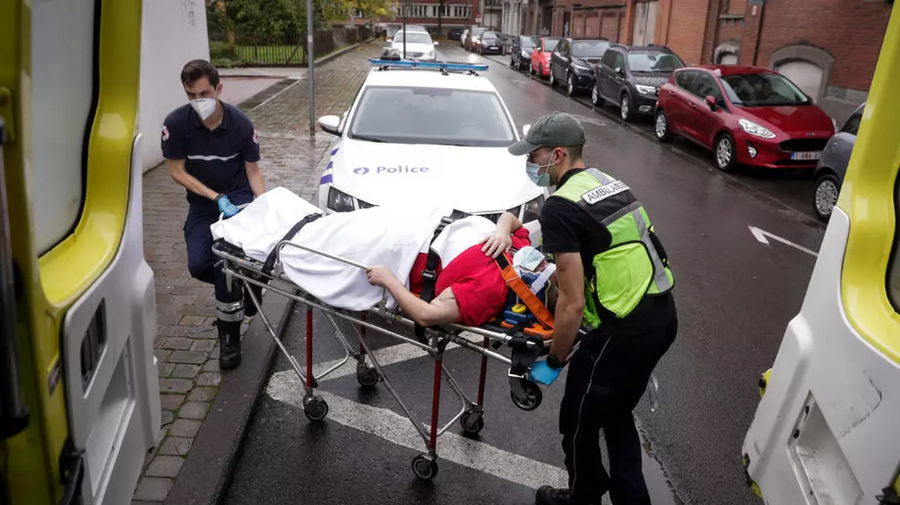 Bolnavi de COVID-19 în stare critică, transferați cu elicopterul din Belgia în Germania