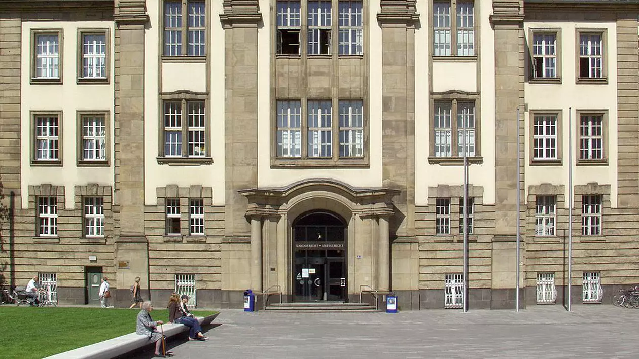 Un proces în care sunt judecați mai mulți mafioți a fost suspendat, după ce unul dintre acuzați s-a infectat cu COVID-19