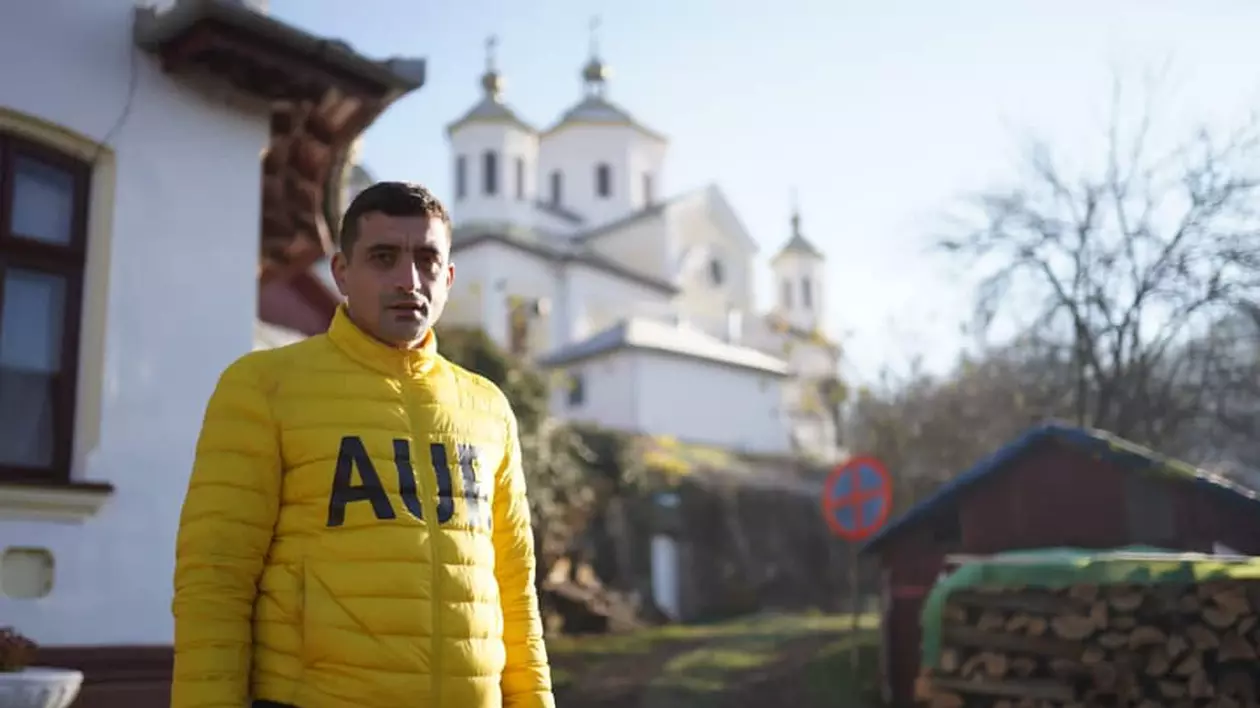 INTERVIU. George Simion, despre unirea cu Moldova și acuzațiile de legionarism: „Trebuie să ne luptăm cu Moscova. Rușii nu înțeleg decât dacă le dai una peste bot!”