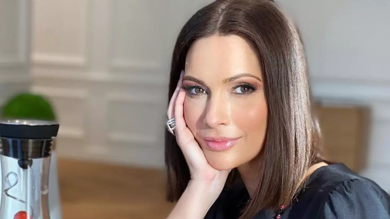 Andreea Berecleanu, despre experiența revenirii la pupitrul știrilor Prima TV. Cât a contat aspectul financiar. „Sunt conştientă de imaginea şi experienţa mea”