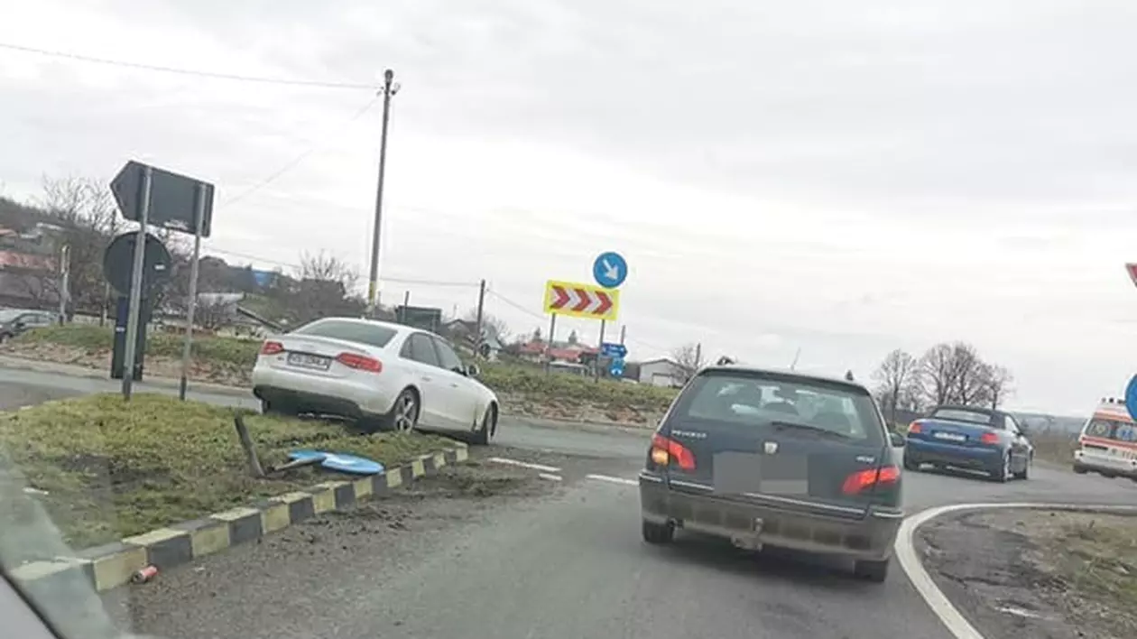 Polițist beat din Vaslui, către un coleg de la Rutieră, după ce a comis un accident: „Dacă scrii ceva rău, te împușc”