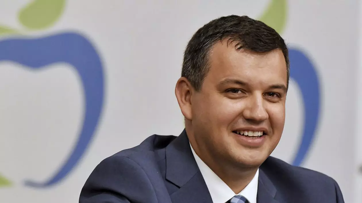VIDEO Eugen Tomac a demisionat de la șefia PMP, după ce partidul nu a trecut pragul electoral