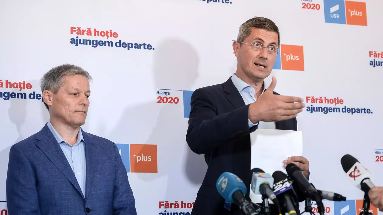 50.000 de membri USR-PLUS își aleg de astăzi noul președinte