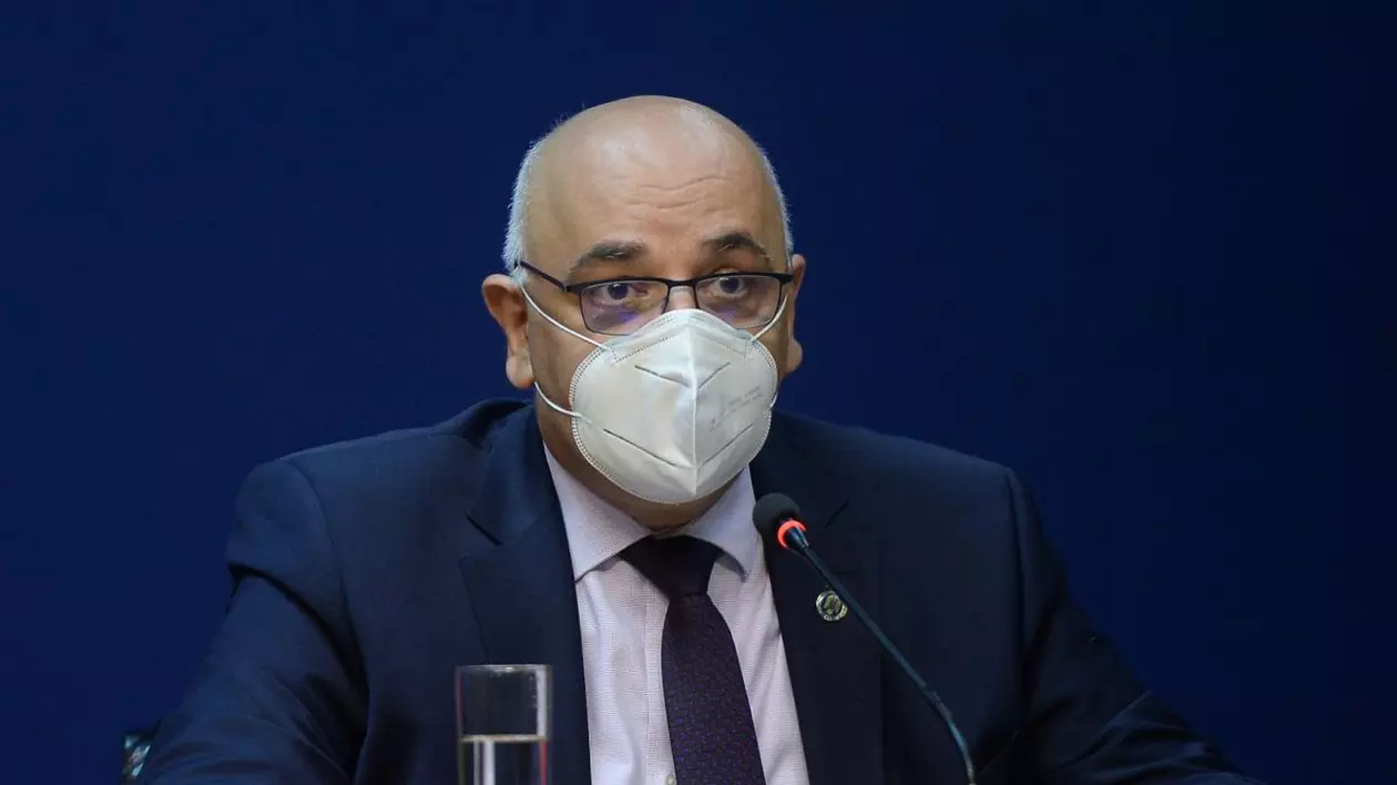 Raed Arafat, la Adriana Nedelea LA FIX: „Sărbătorile să fie în familia restrânsă, care stă în aceeași casă”