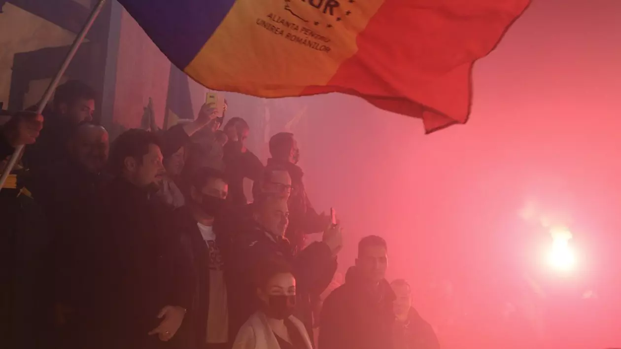 Analiza diferită despre AUR a unui influent think-tank din UE: noul partid e ”în conflict cu interesele Rusiei în regiune”