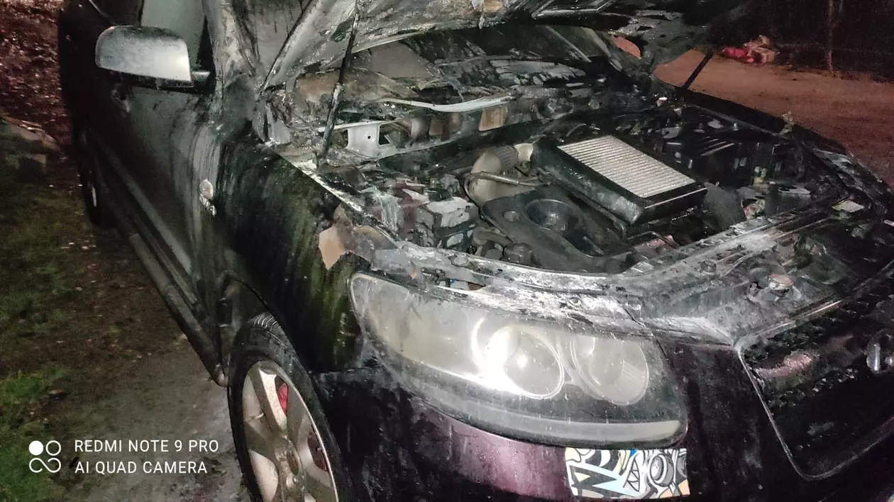 Răzbunarea unui şofer băut pe poliţistul care i-a făcut dosar penal. I-a incendiat maşina şi l-a ameninţat cu moartea
