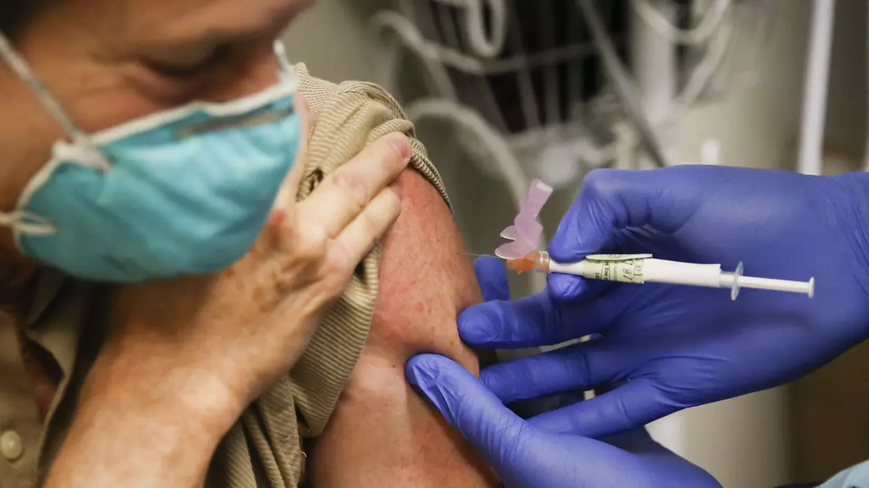 Cinci spitale care vor primi duminică vaccinul Pfizer, despre câți angajați s-au înscris pe liste. „Sunt și oameni care nu doresc”