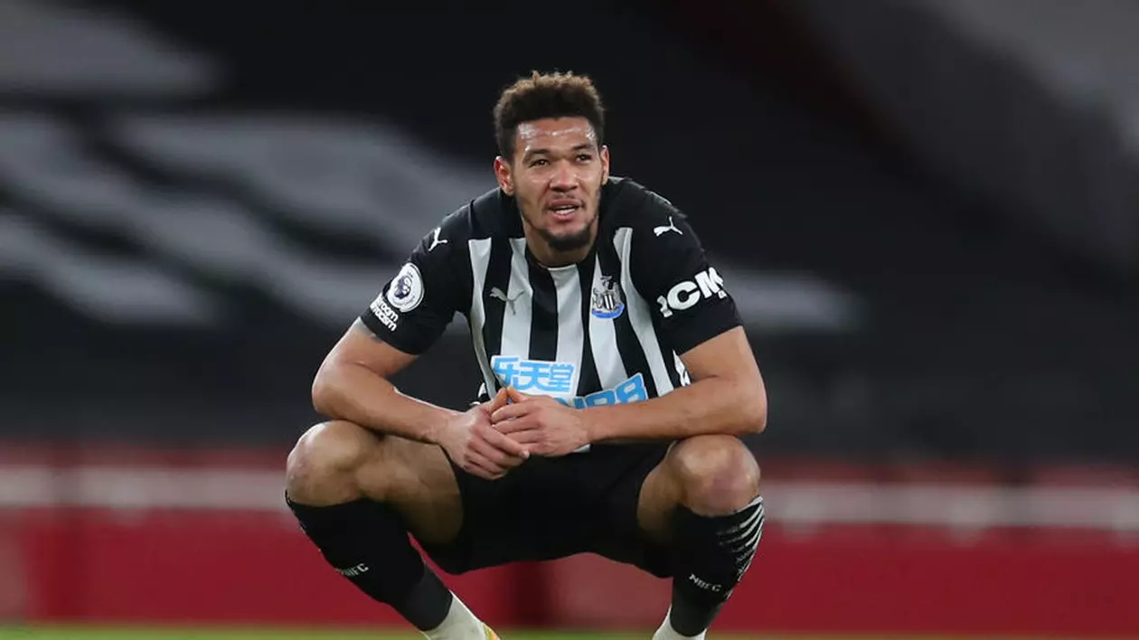 Un fotbalist de la Newcastle va fi sancționat de club, după ce a mers să se tundă, încălcând regulile sanitare. Postarea care l-a dat de gol
