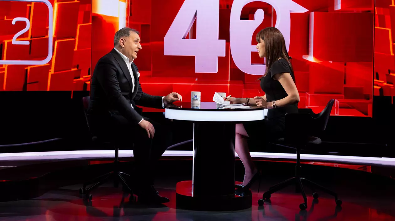 Vali Vijelie a flirtat cu Denise Rifai: „După felul cum te uiți la mine”