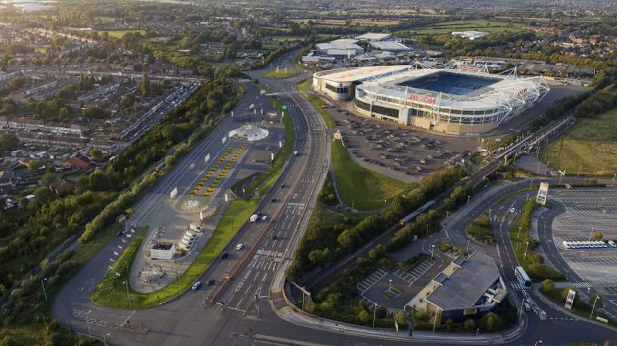 Orașul britanic Coventry, primul care va avea un aeroport de drone. Hyundai va lansa „taxiurile zburătoare‟. Schemă a aeroportului