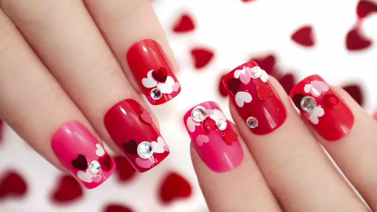 Modele de unghii de Valentine’s Day - cum îți faci manichiura pentru Ziua Îndrăgostiților