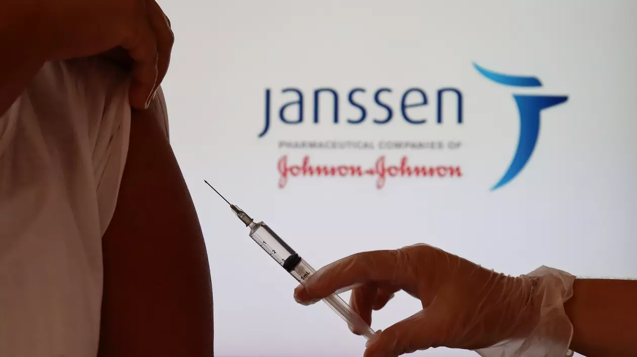 vaccinul Johnson & Johnson împotriva COVID (foto shutterstock)