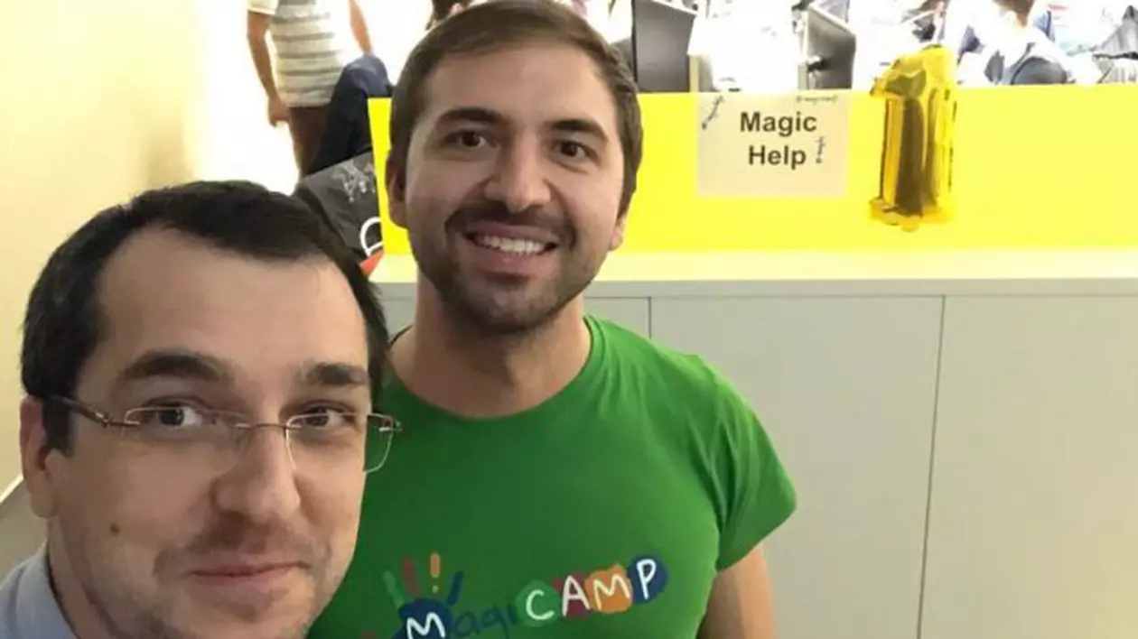 DIICOT a început urmărirea penală în cazul accesării datelor despre vaccinare de către consilierul lui Vlad Voiculescu