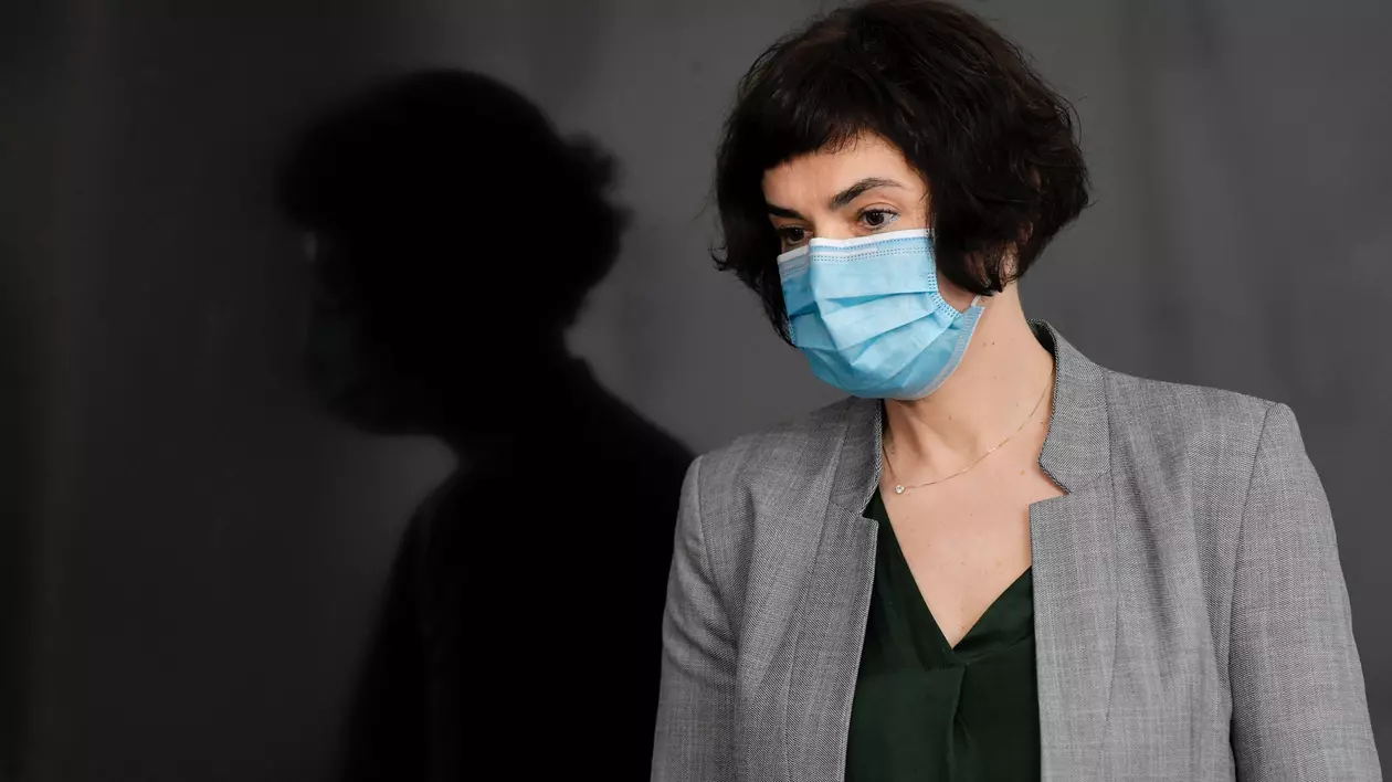 Andreea Moldovan: „Operațiile care nu reprezintă urgențe vor fi amânate”