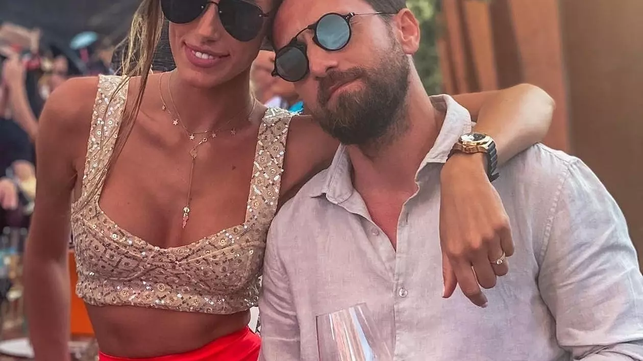 Cum arată casa din Corbeanca în care locuiesc Dani Oțil și Gabriela Prisăcariu. E suficient loc și pentru bebelușul lor